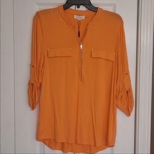 NWT- Calvin Klein 3/4 Sleeve top- Medium